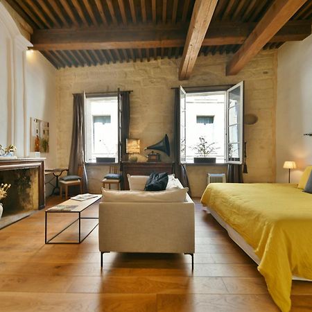 "La Suite" 3 Etoiles Uzes Bagian luar foto