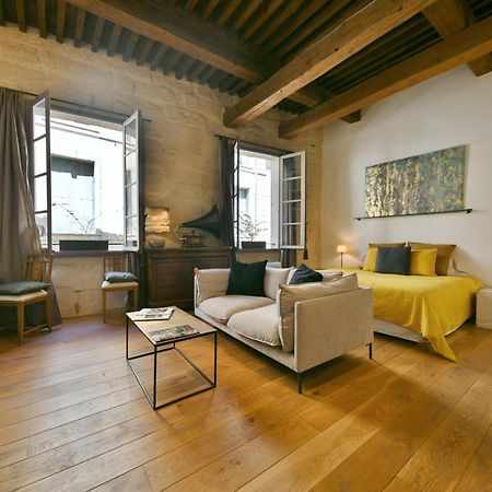 "La Suite" 3 Etoiles Uzes Bagian luar foto
