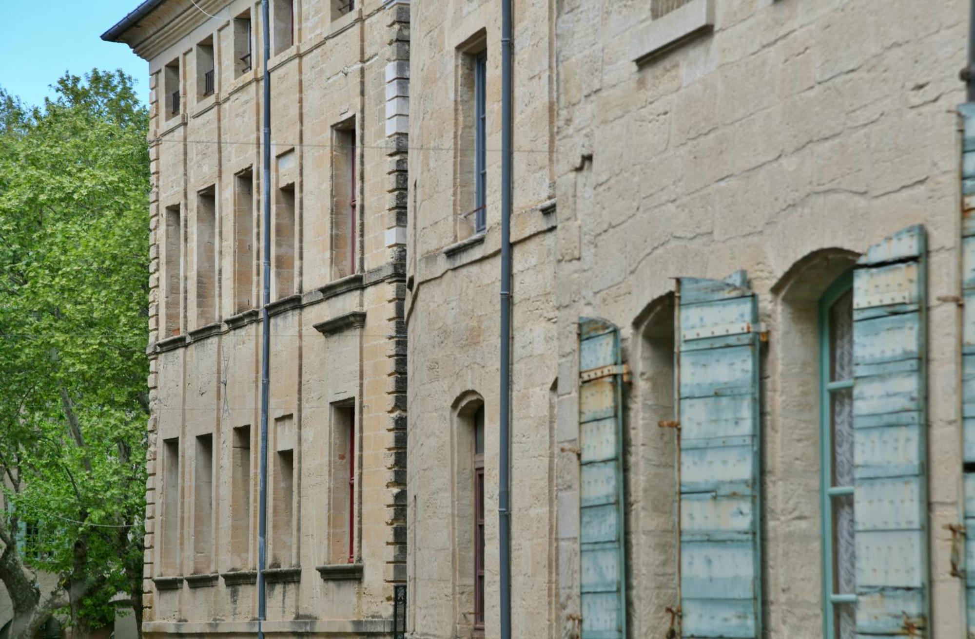 "La Suite" 3 Etoiles Uzes Bagian luar foto